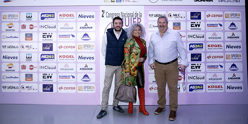 Kogel en el 2º Congreso de la Mujer en el Transporte